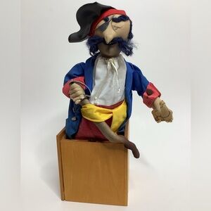 Vintage Jax of Maine Pirate Handcrafted Maple Jack In The Box Handmade Very Rare